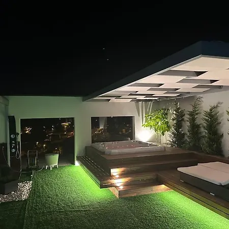 Appartement Penthouse Com Jacuzzi *